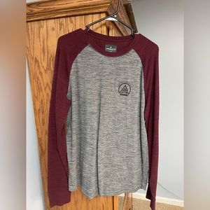 Large American Eagle Red & Gray Long Sleeved Shirt